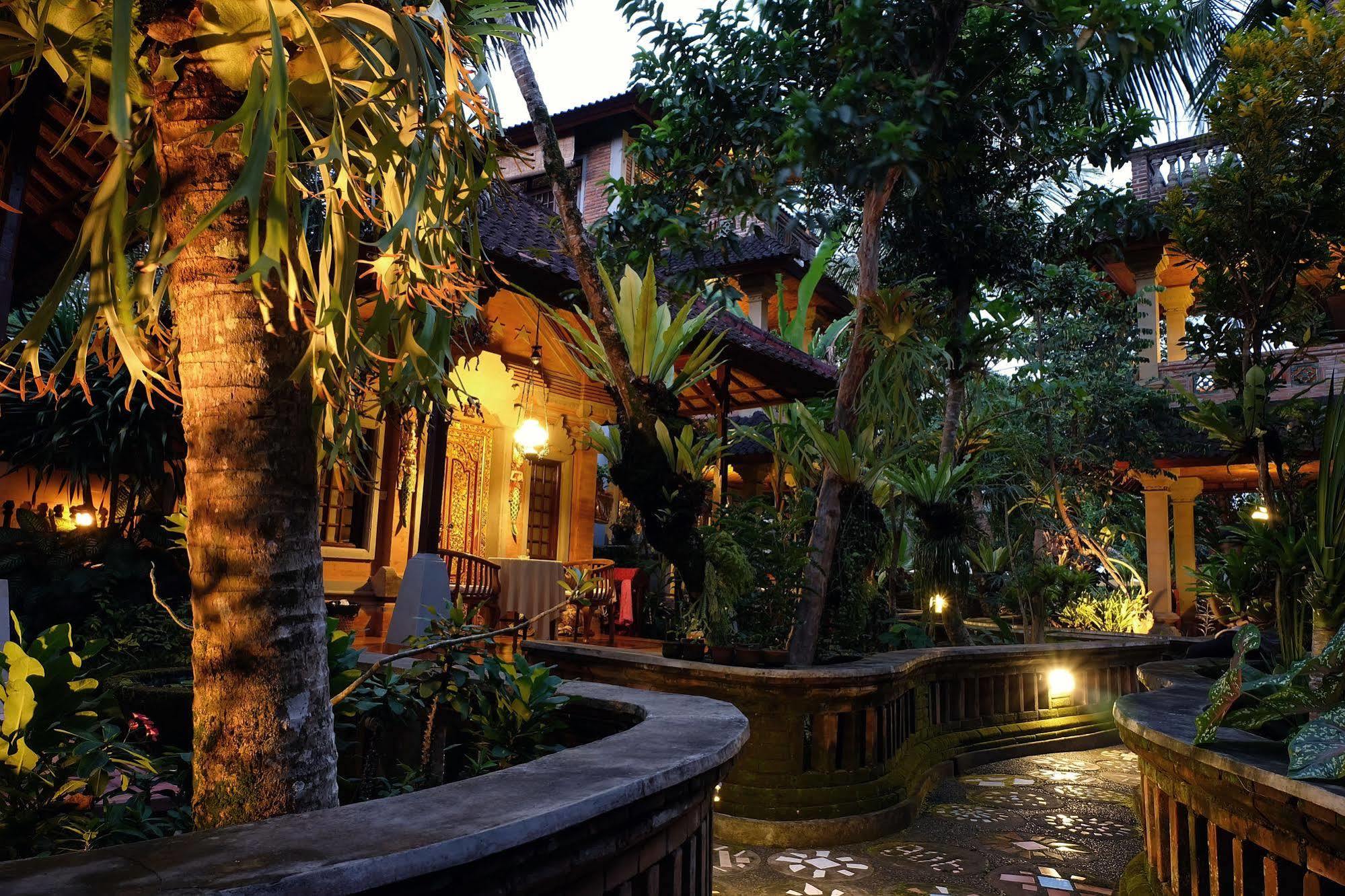 Ketut'S Place Bed & Breakfast Ubud Exterior photo